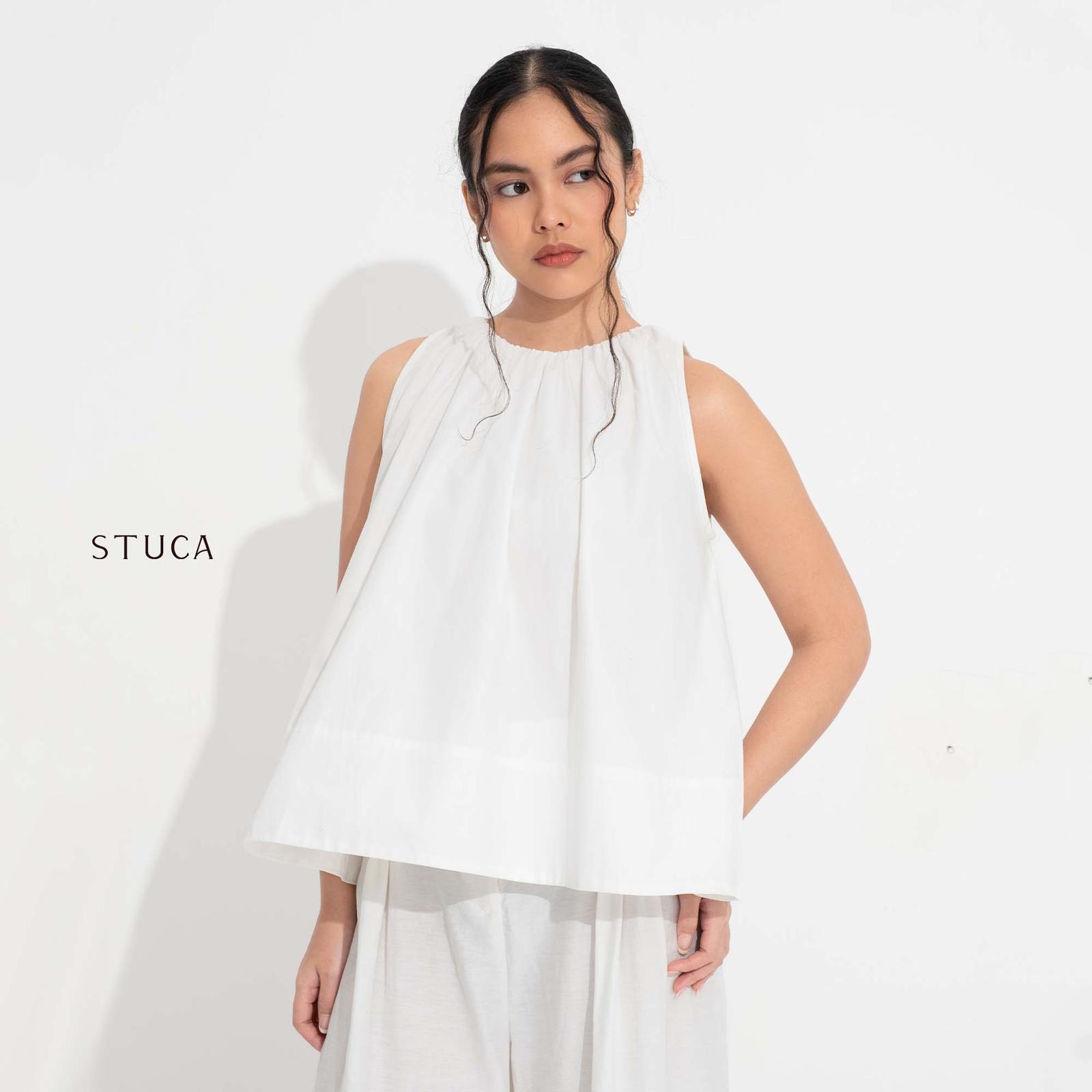 STUCA – Atasan Wanita – Arlo Top (Gathered Neck Sleeveless Top) - BROKEN WHITE, S-M