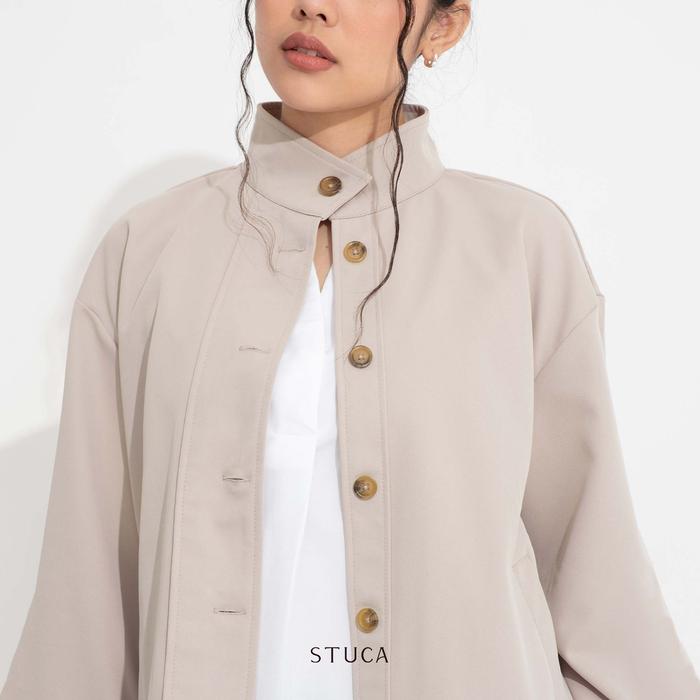 STUCA – Jacket Wanita – Kiro Jacket (Cropped Spring Jacket with Pleated Back Detail) - Taupe, S-M