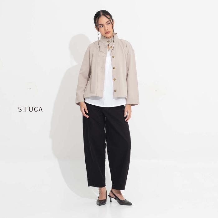 STUCA – Jacket Wanita – Kiro Jacket (Cropped Spring Jacket with Pleated Back Detail) - Taupe, S-M