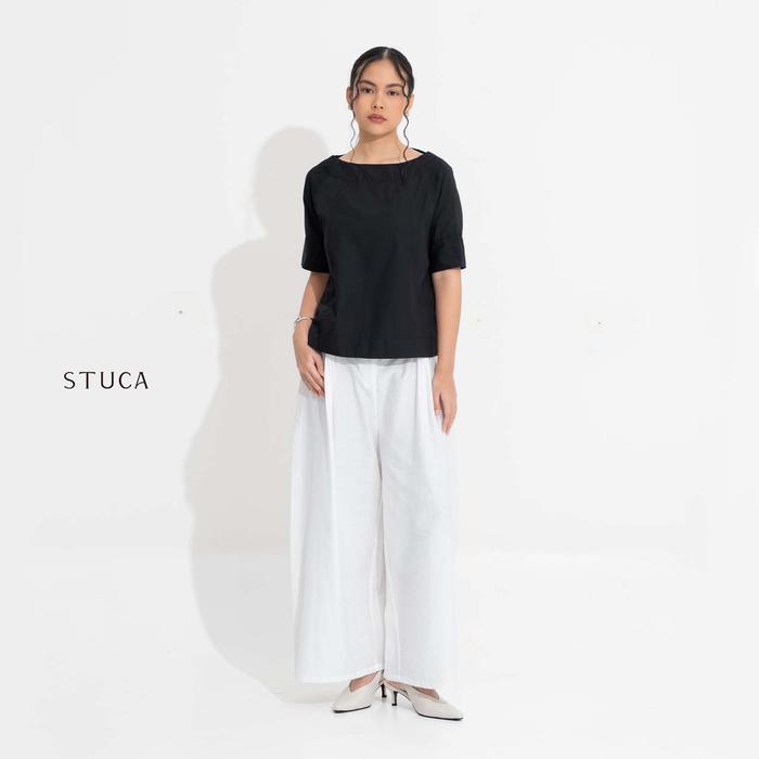 STUCA – Atasan Wanita – Luma Top (Curved Round Neck Top) - Black, S-M