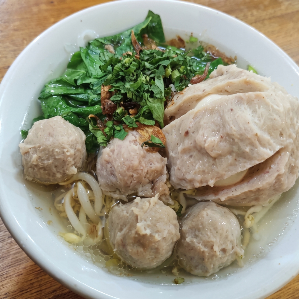 Bakso Telor Komplit
