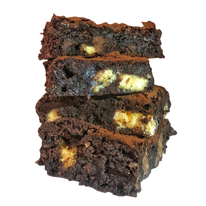 Triple Schoko Fudgy Brownies (Milk, White, Dark Chocolate) foto 2