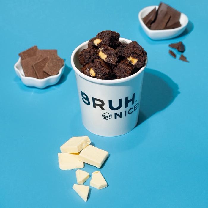 Kareem Bites - Eid Hampers 1 Brownies Bites Ready Stok Setiap Hari - signature fudgy brownies foto 2