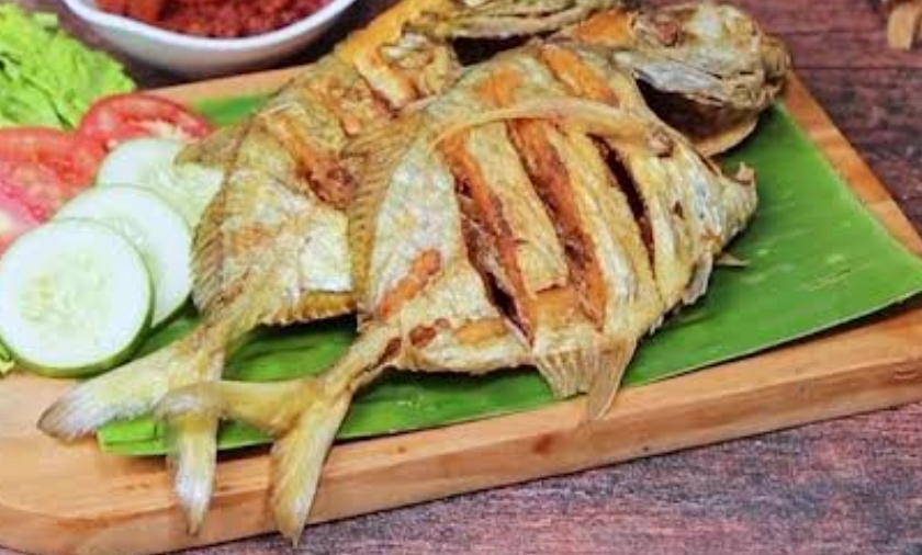 Ikan Kuwe Goreng